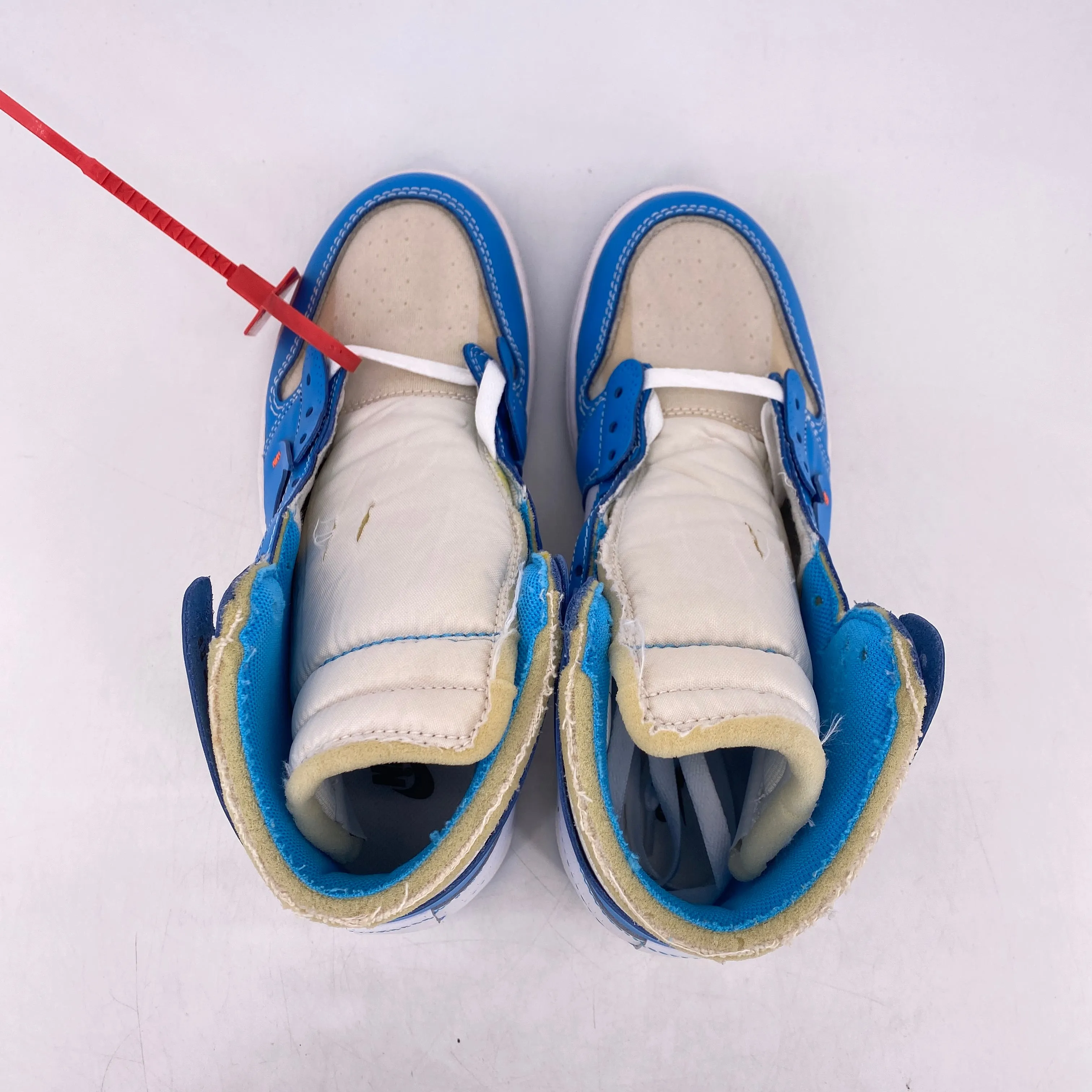 Air Jordan 1 Retro High OG "Off White Unc" 2017 Used Size 9